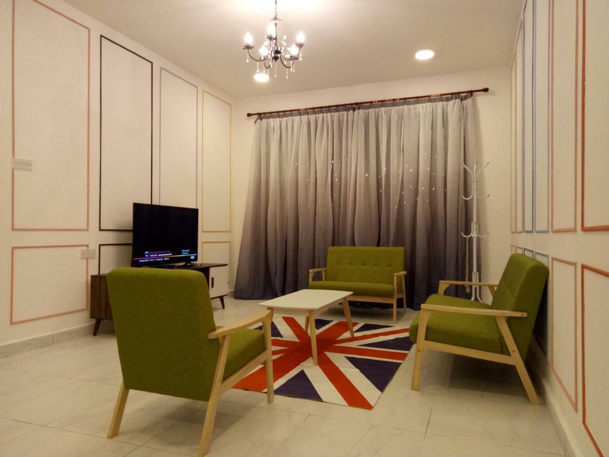 Icolor Home & Stay Ch6 Танах-Рата Екстер'єр фото