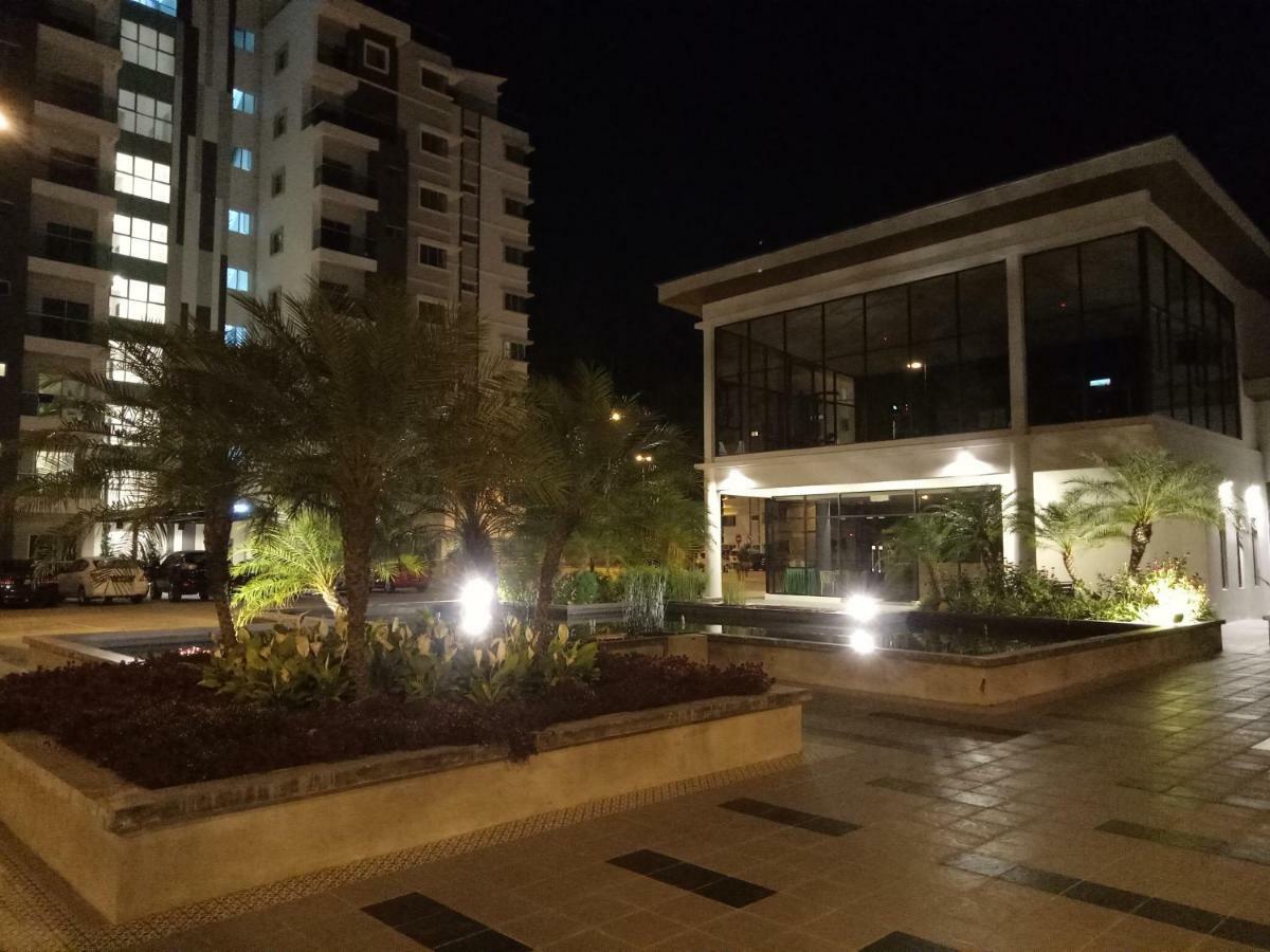 Icolor Home & Stay Ch6 Танах-Рата Екстер'єр фото